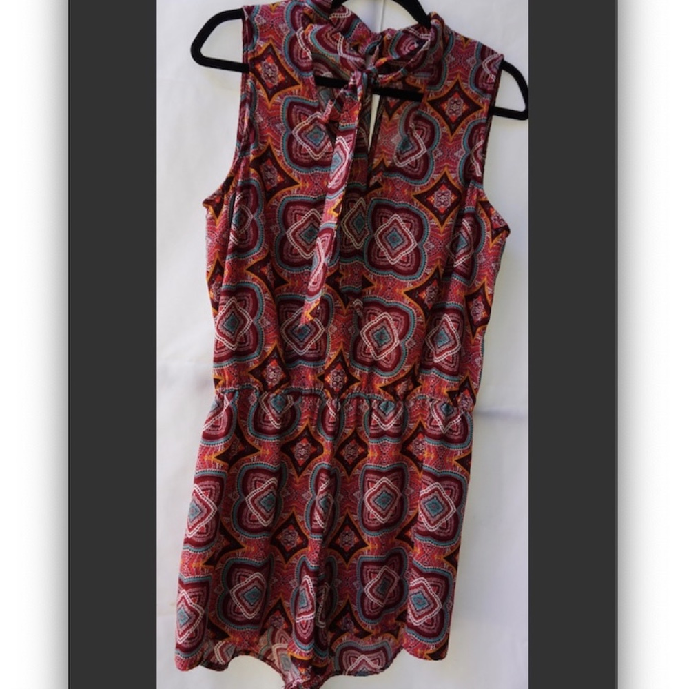 Multi-Colored, Sleeveless Romper, Size L